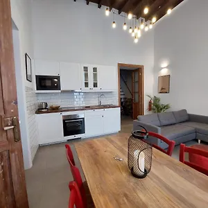 casa-lela.puertodelcarmen-hotels.org/